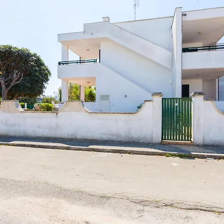 Flaches Panorama By Interhome