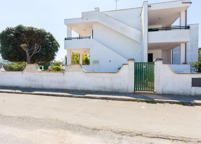 Flaches Panorama By Interhome